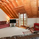 Flora\'S Barn