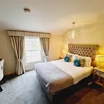 Beaufort Lodge - Central Location & Free Parking