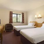Days Inn by Wyndham Taunton