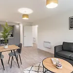 Host & Stay - 36 Waterside Place