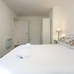 Modern Comfort Near Castle St With Wifi & Parking!