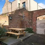 Charming Cottage Central Taunton