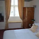 Ash House Hotel