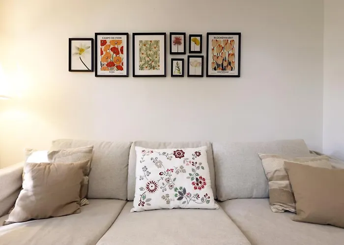 Modern Comfort Near Castle St With Wifi & Parking!