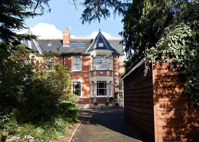Mountlands Lodge
