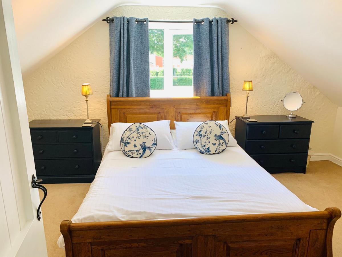 Octon Luxury 1 And 2 Bedroom 1 Mile From Centre Holiday home