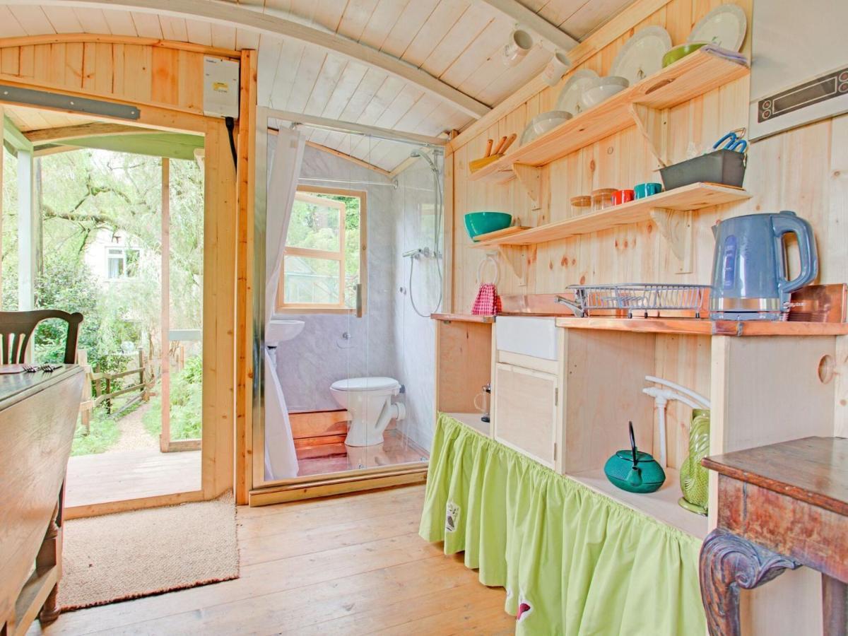 Hill View With Garden Holiday home Taunton