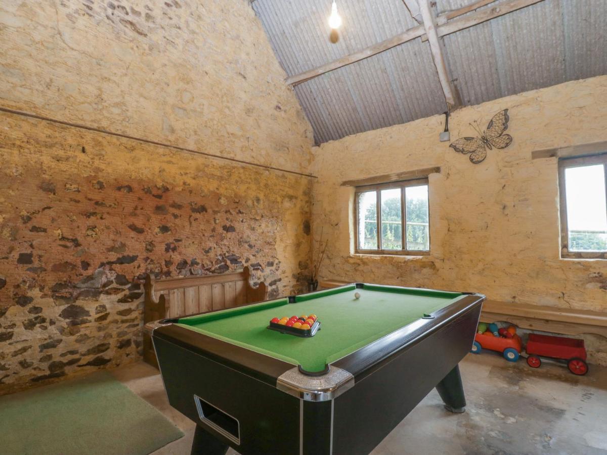 Holiday home Flora's Barn Taunton