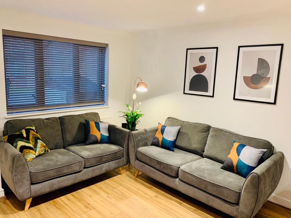 Holiday home Free Parking Stylish 3 Bed With Garden