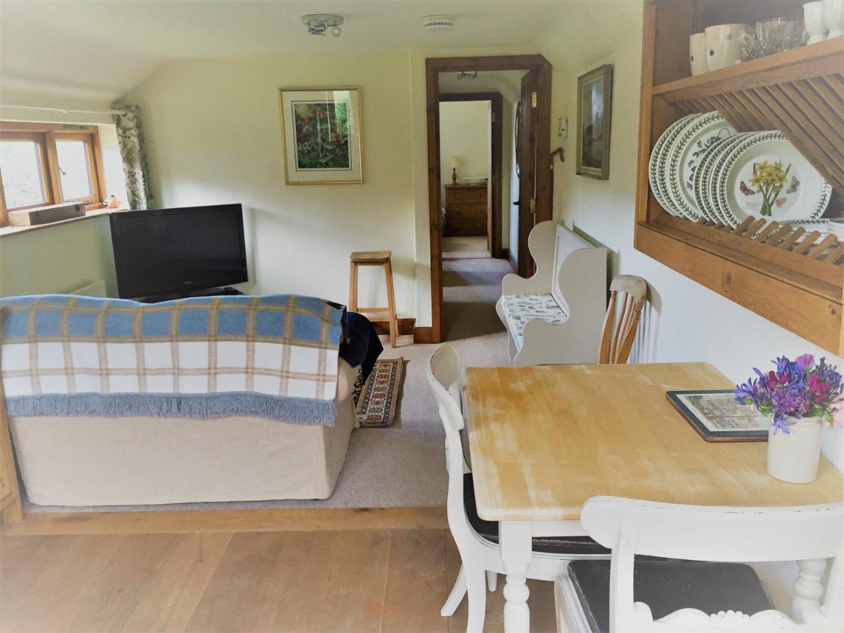 Oak Apartment Taunton