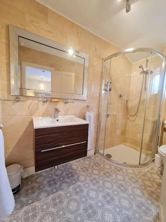 Guest house Beaufort - Location & Free Parking 4*