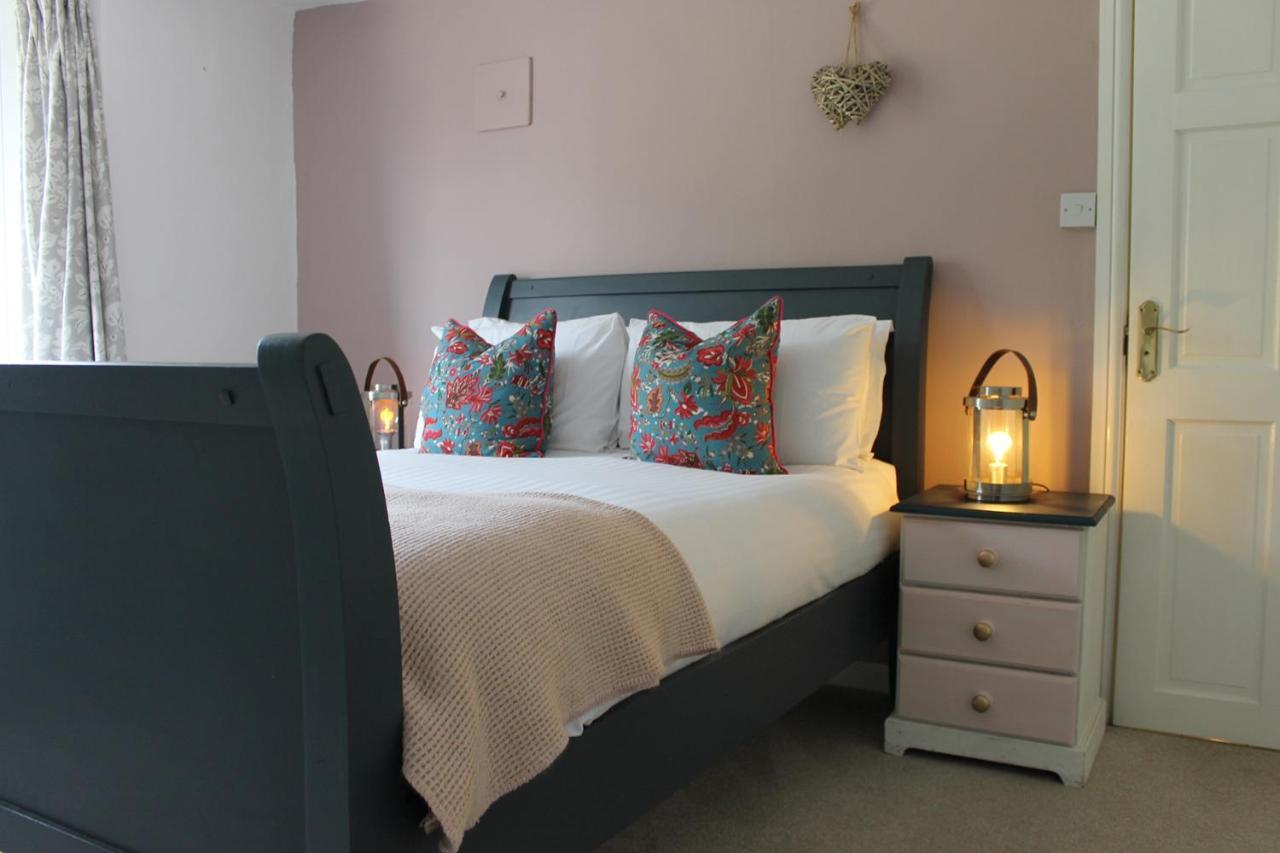 The Hatch 4* Taunton