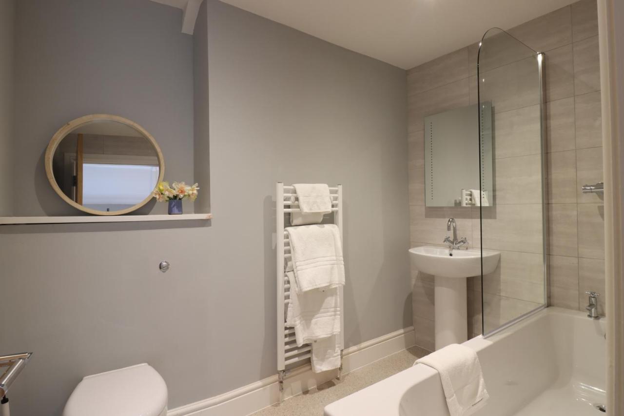 Inn The New Halse Taunton