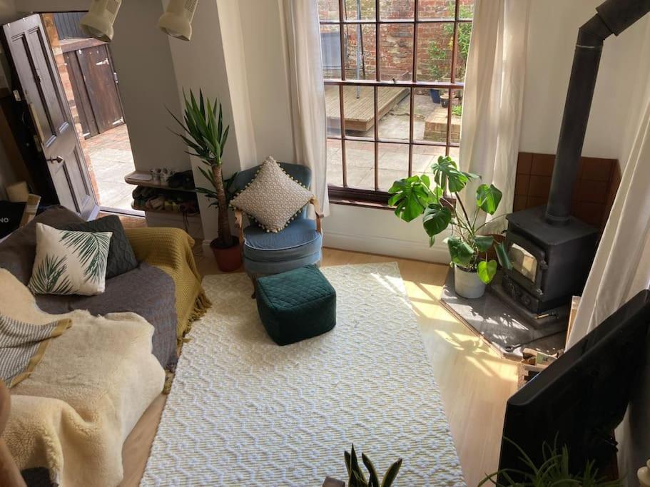 Holiday home Charming Cottage, Central Taunton. *