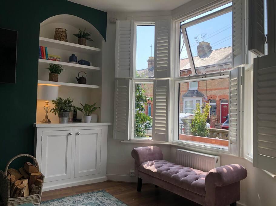 Apartment Homely Victorian Terraced Town House With Parking. Taunton