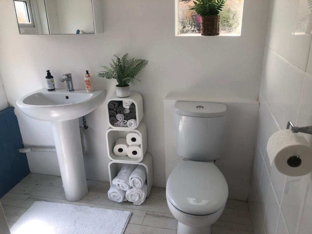 Apartment Homely Victorian Terraced Town House With Parking. Taunton