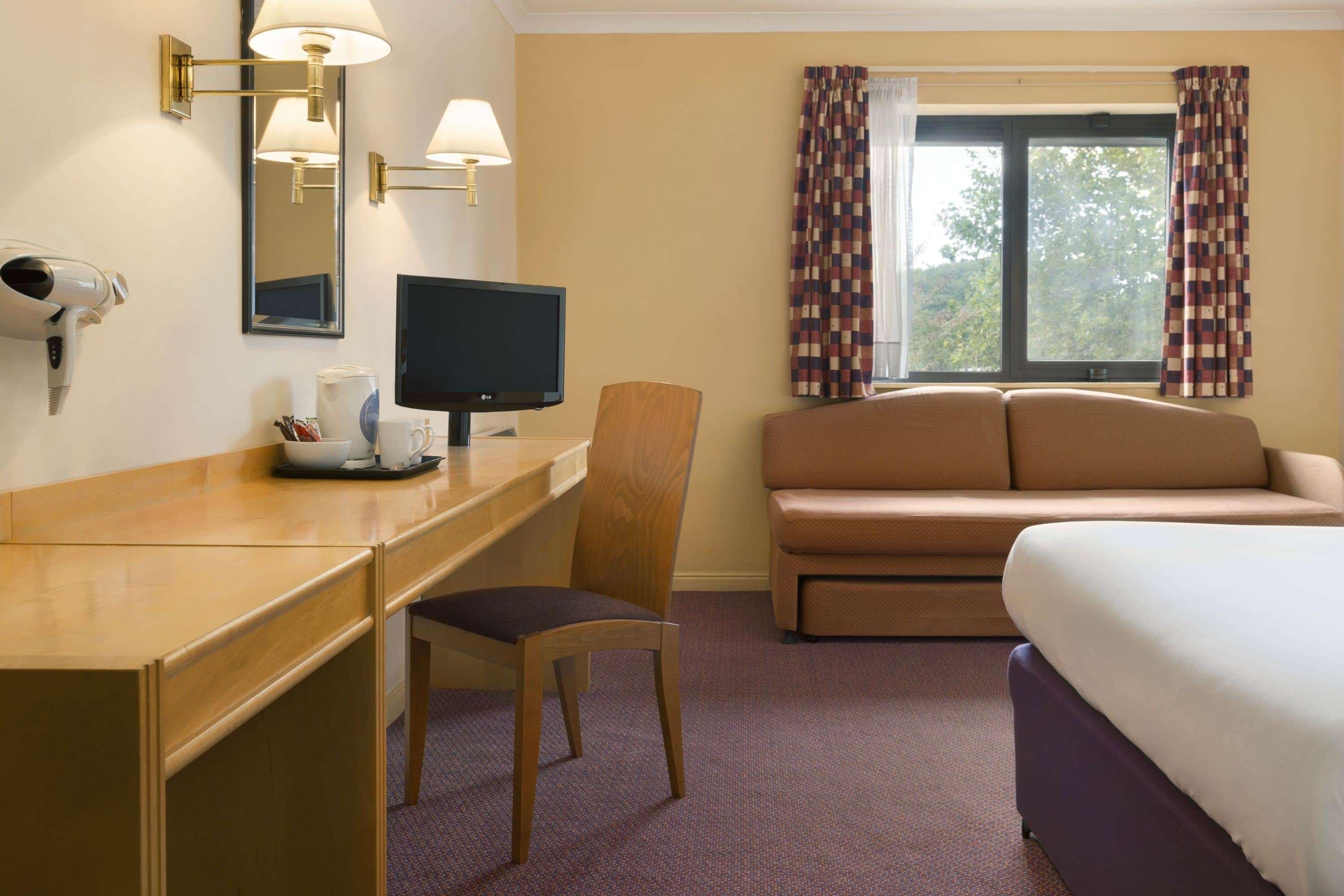 Days Hotel Taunton