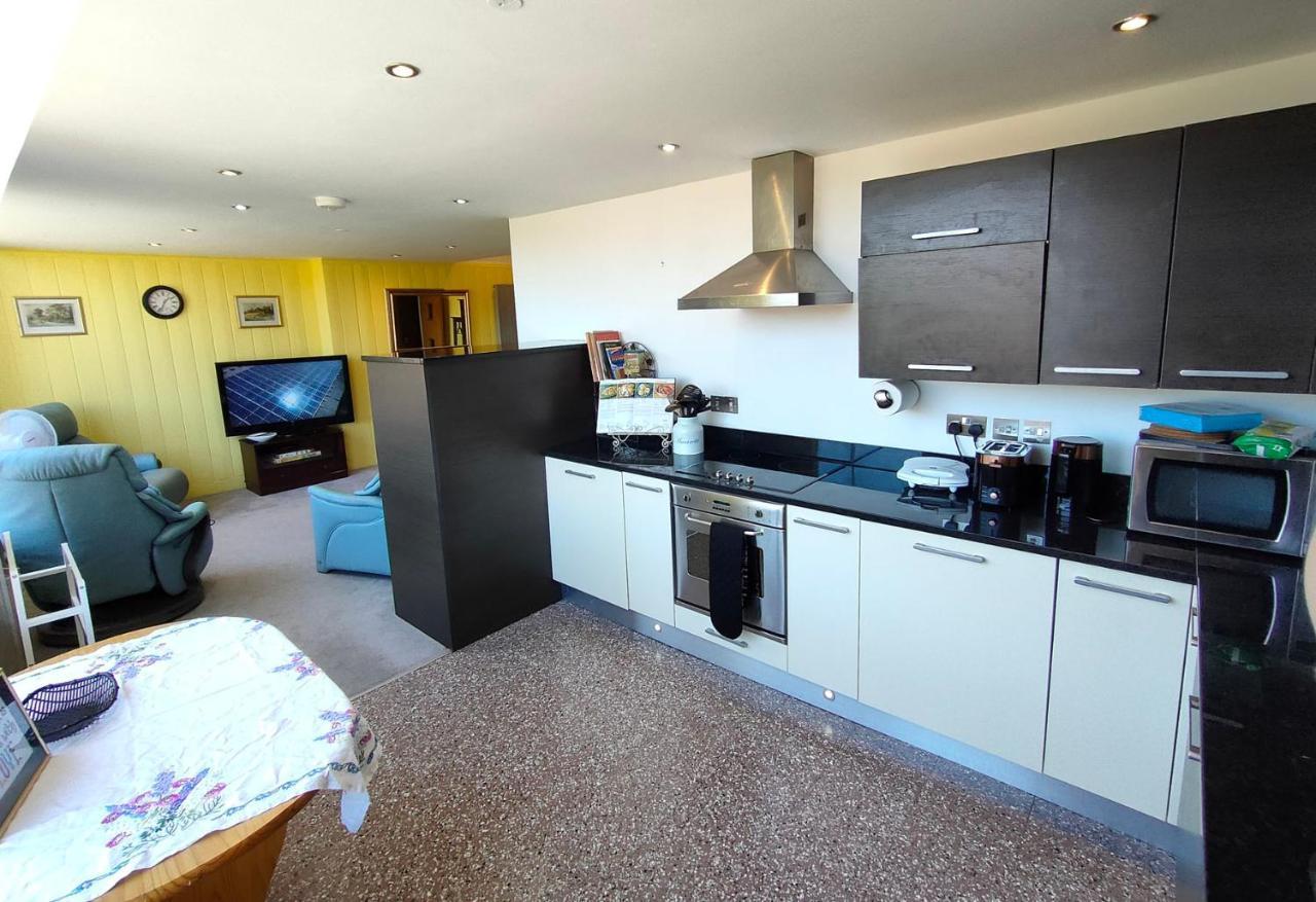 Stunning 2-bed Listed In Taunton's Historic Centre Apartment
