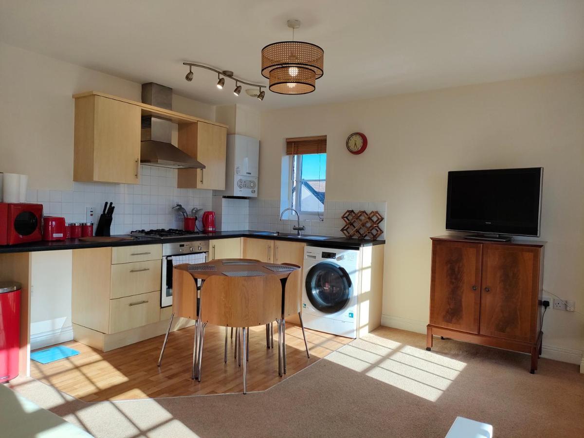 2-bedroom Apartment, Great Location! Taunton
