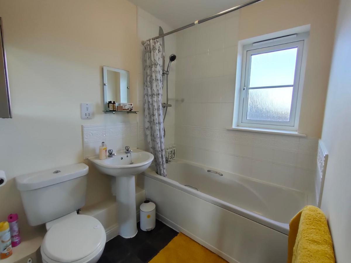 2-bedroom Apartment, Great Location! Apartment Taunton