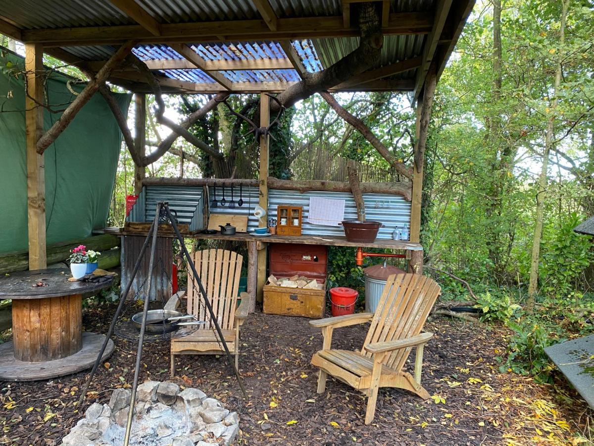 The Hobbit House And Secret Garden Lodge
