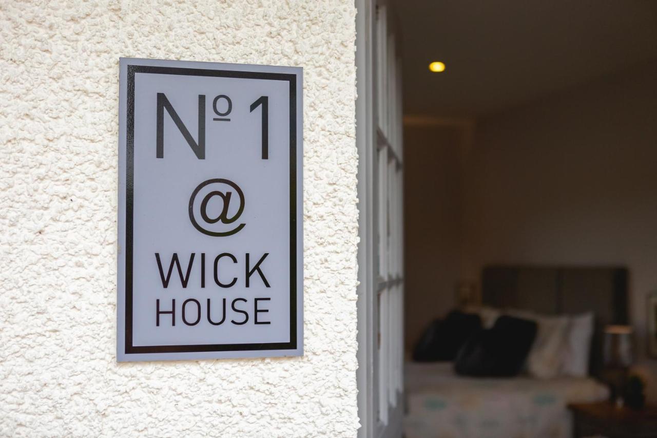 Apartment Wick House