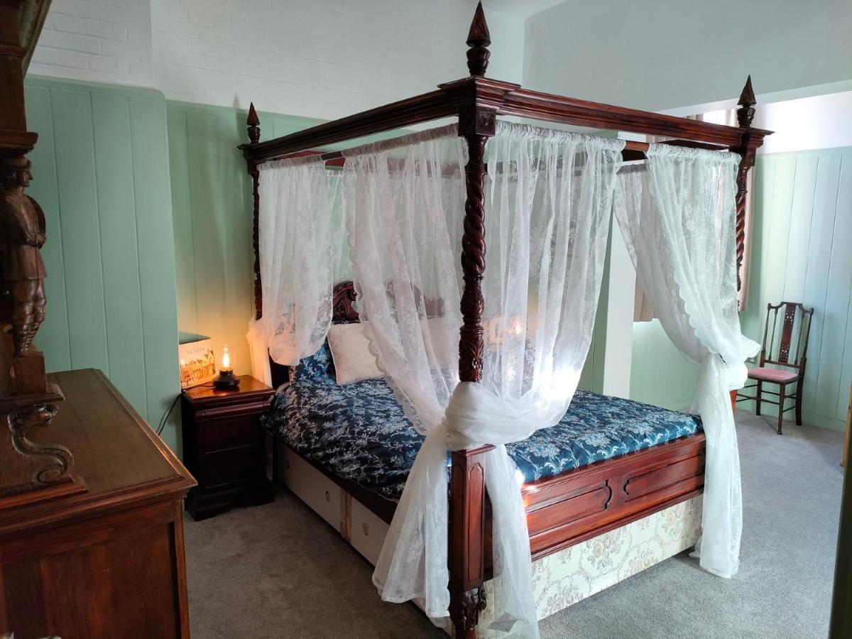 Apartment Stunning 2-bed Listed In Taunton's Historic Centre Taunton