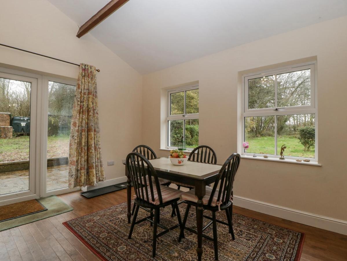 Heathfield * Taunton