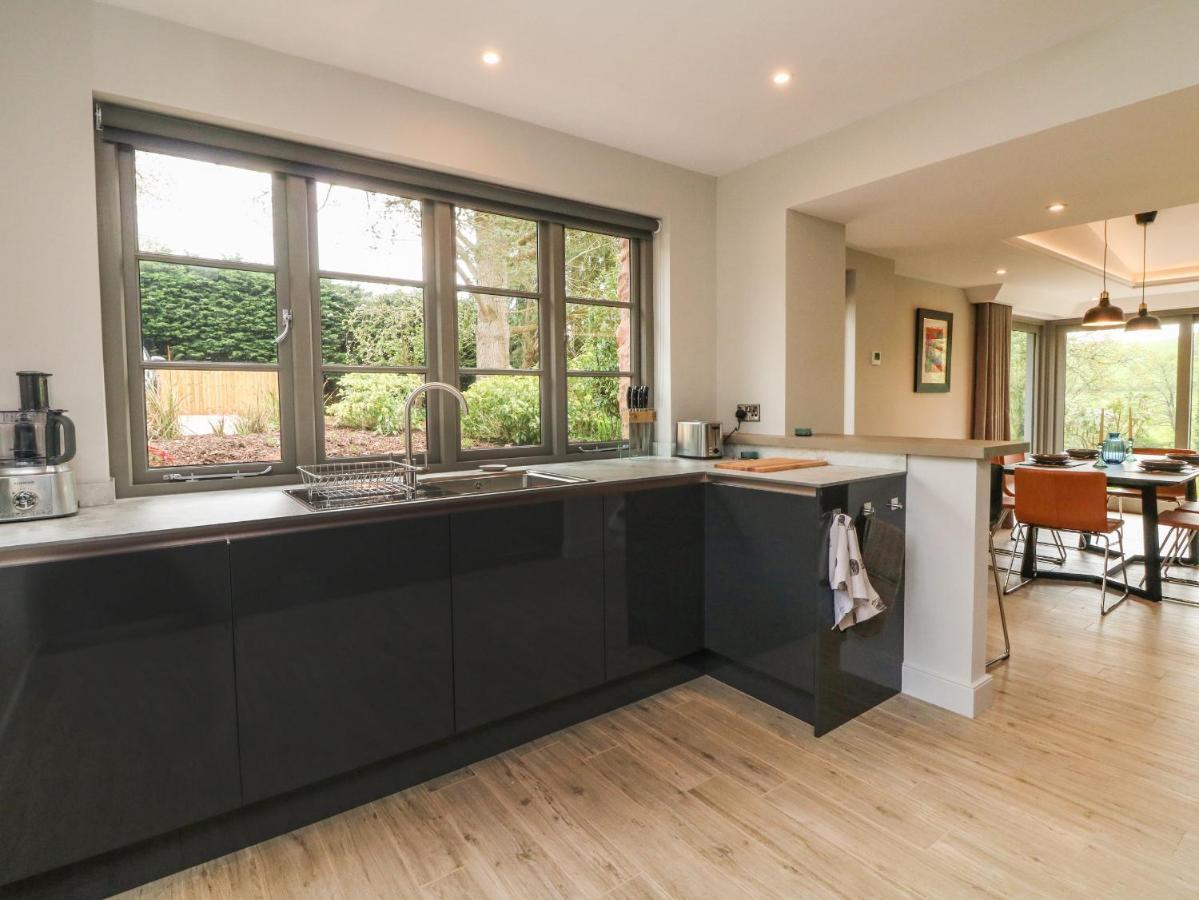 Court Holiday home Taunton