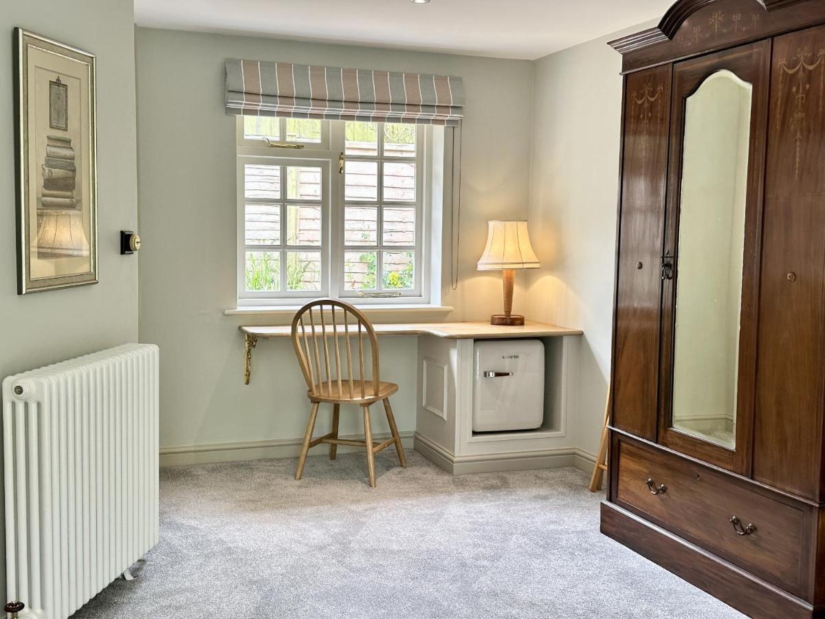 Farthings Country House Hotel & Restaurant Tunton