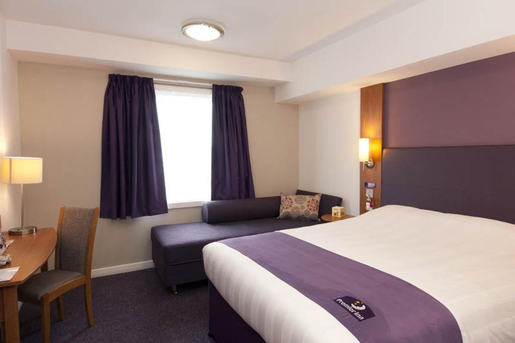 Premier East Hotel 3*