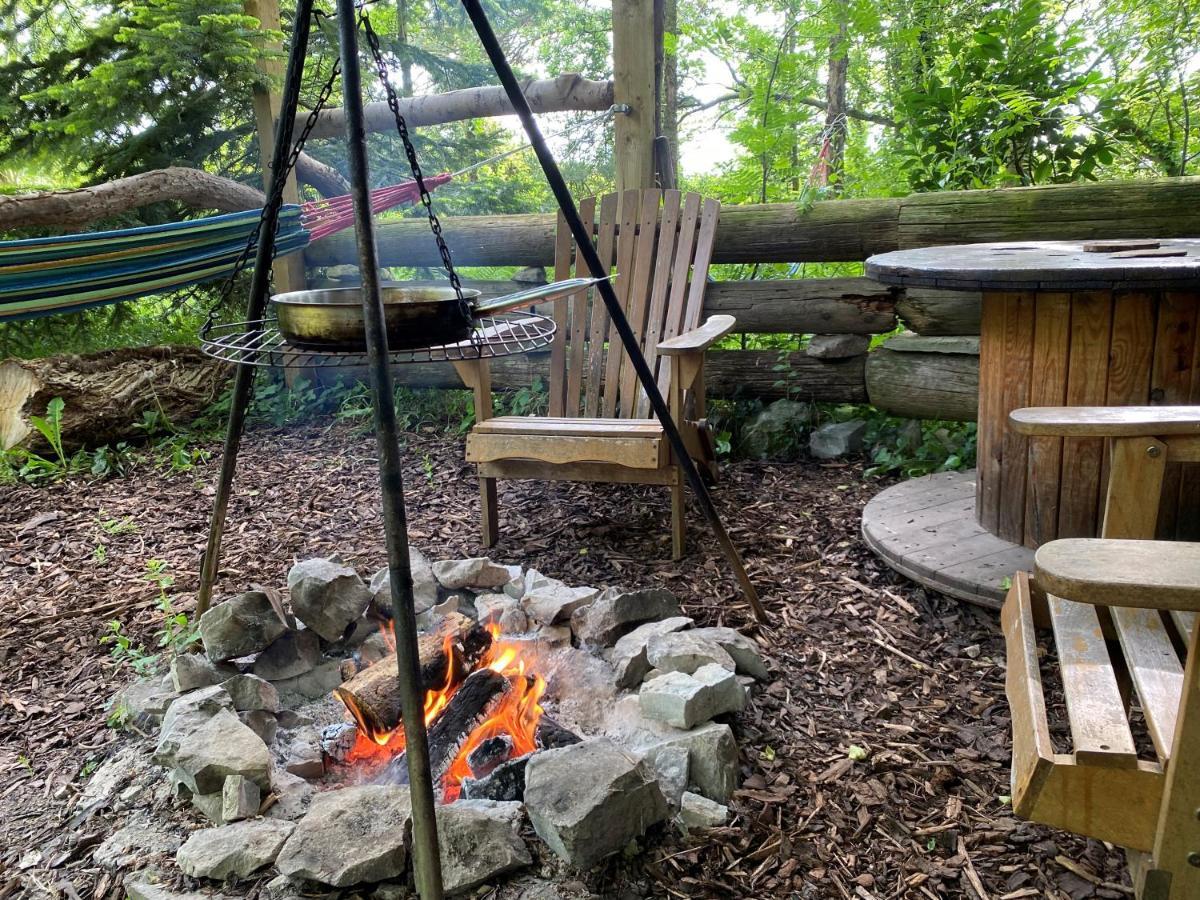 The Hobbit House And Secret Garden Lodge