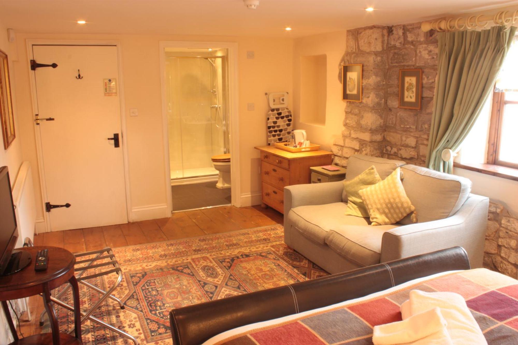 Farmers Arms 4*