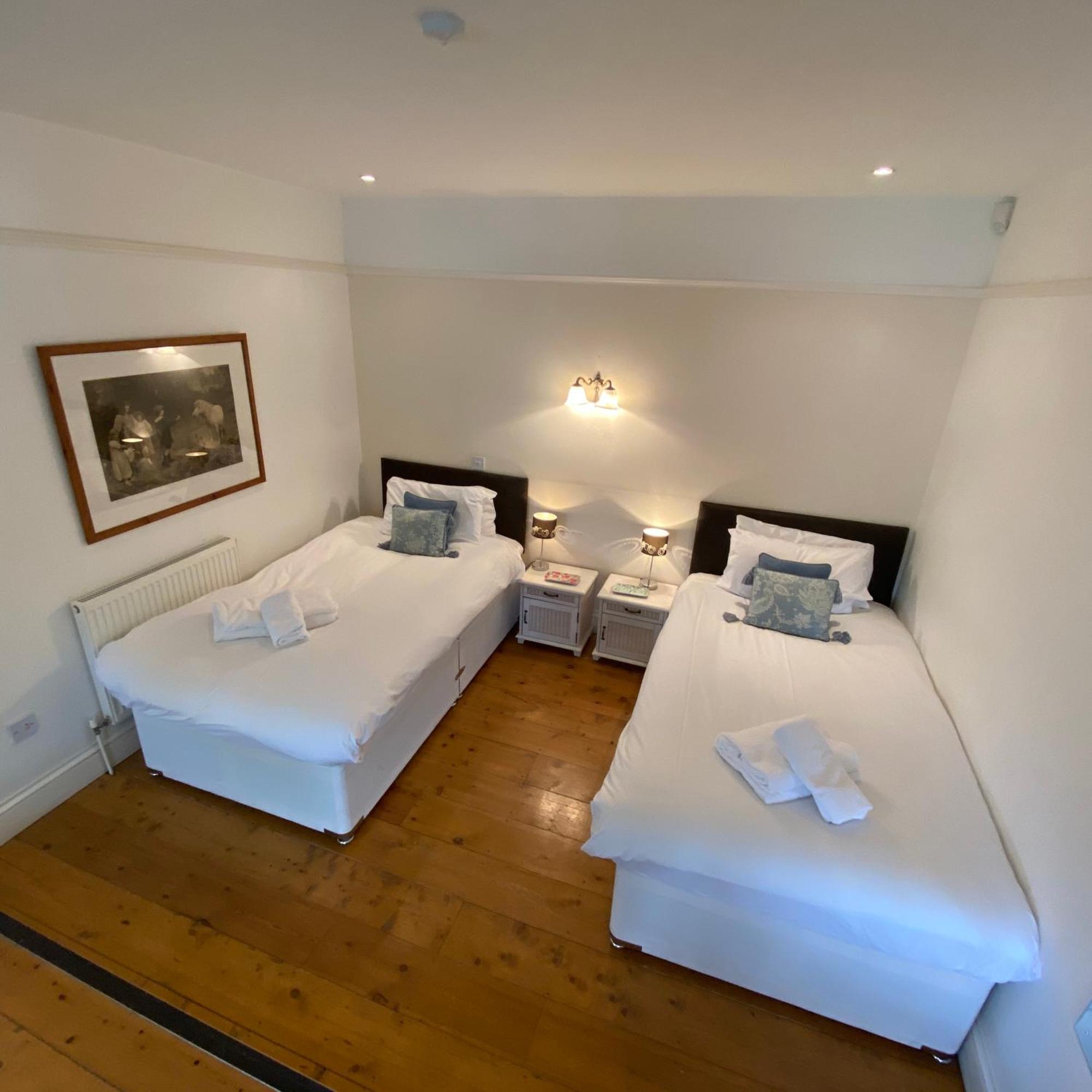 Farmers Arms 4*