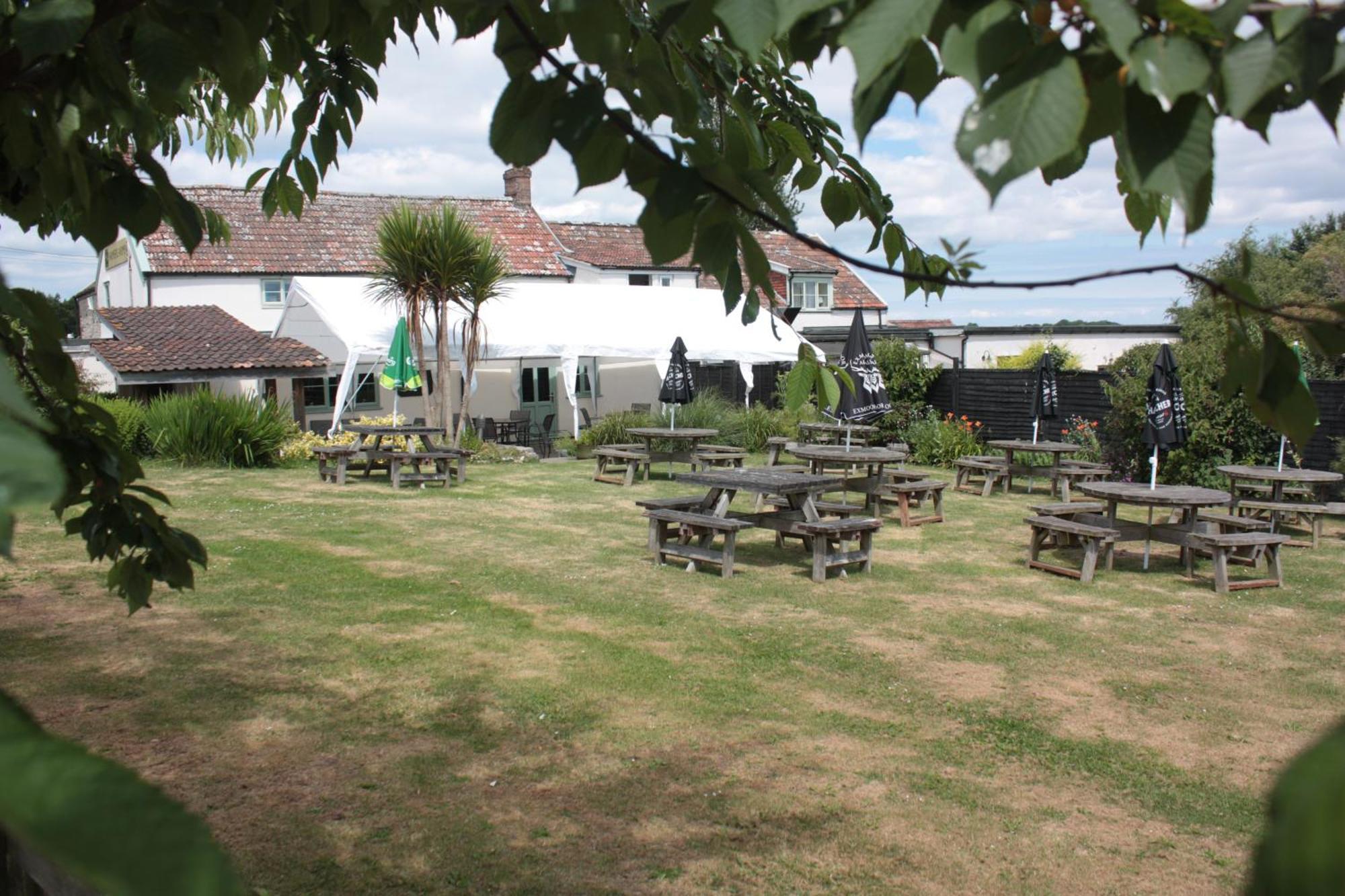 Farmers Arms 4*