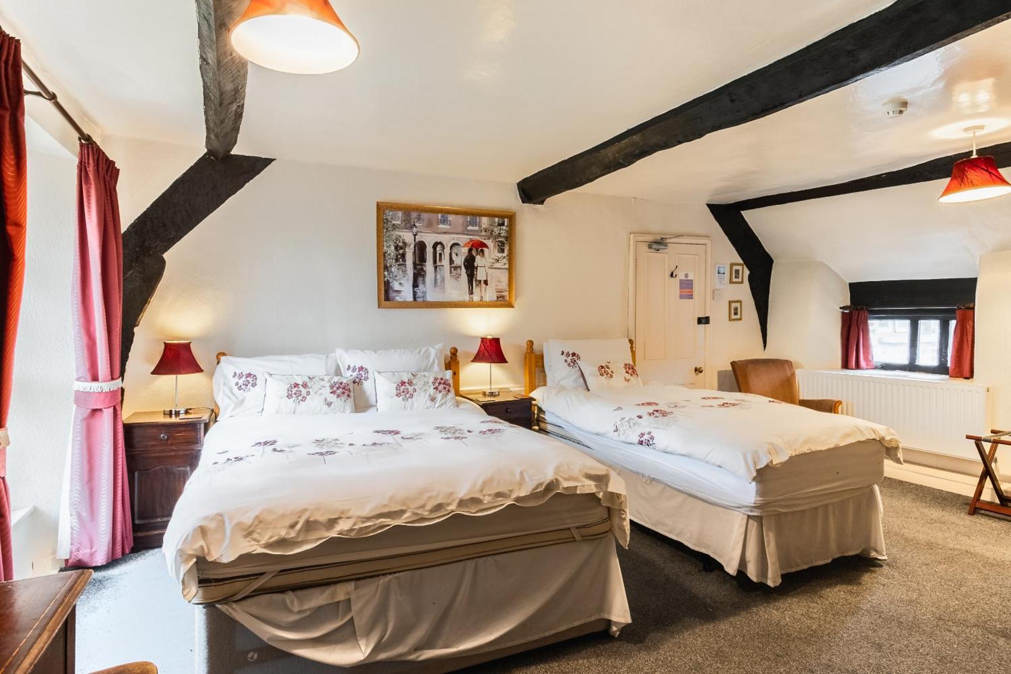 Yallands Bed & Breakfast 4*