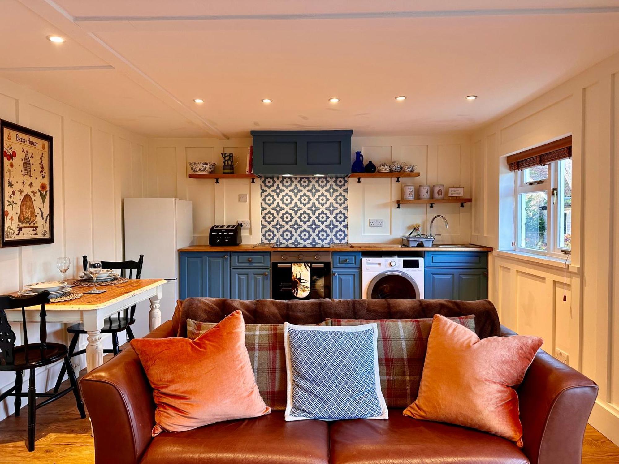 Octon Luxury 1 And 2 Bedroom 1 Mile From Centre Taunton