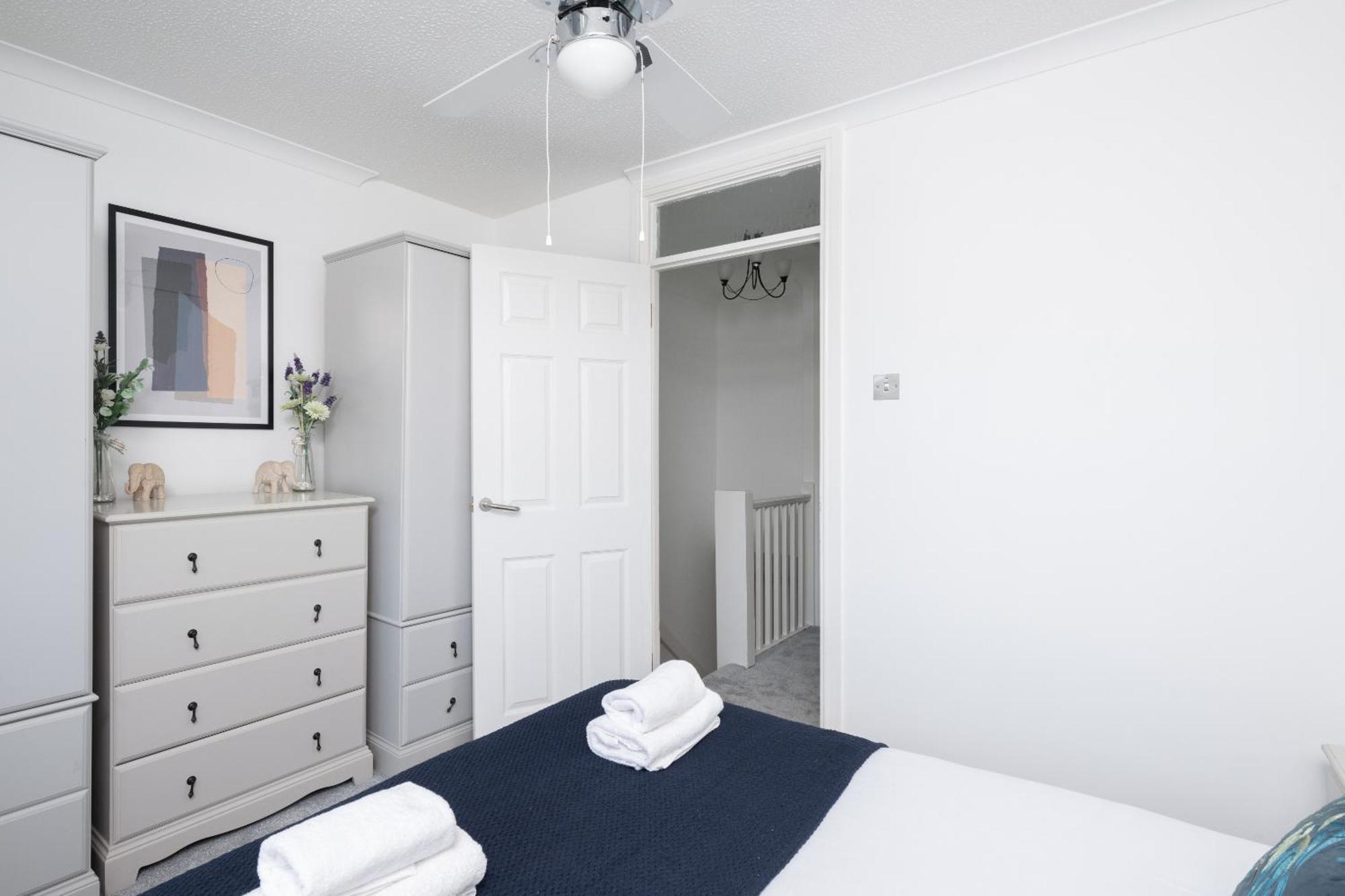 Free Parking Good Location With Garden * Taunton