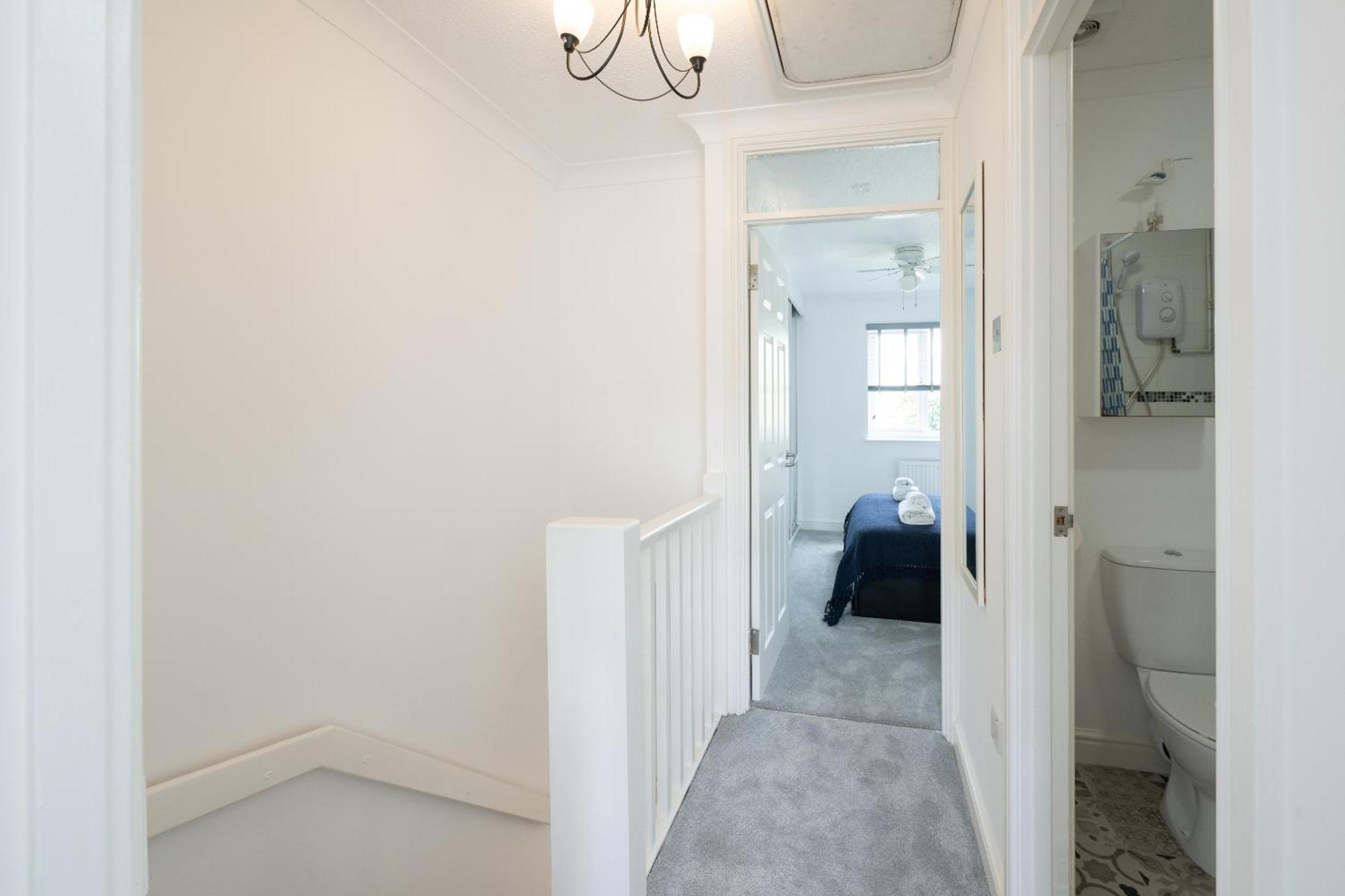 Free Parking Good Location With Garden Holiday home *