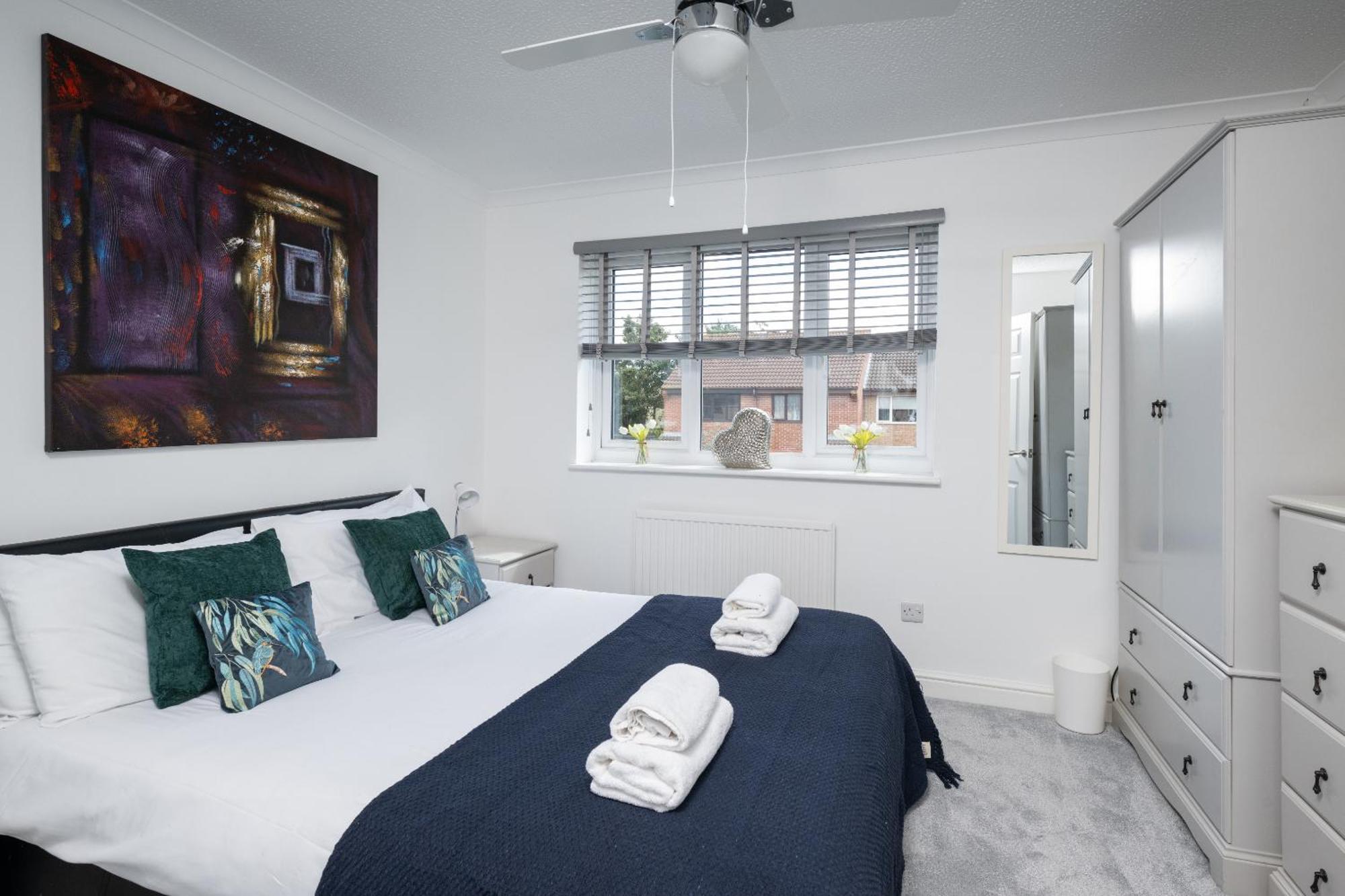 Holiday home Free Parking Good Location With Garden