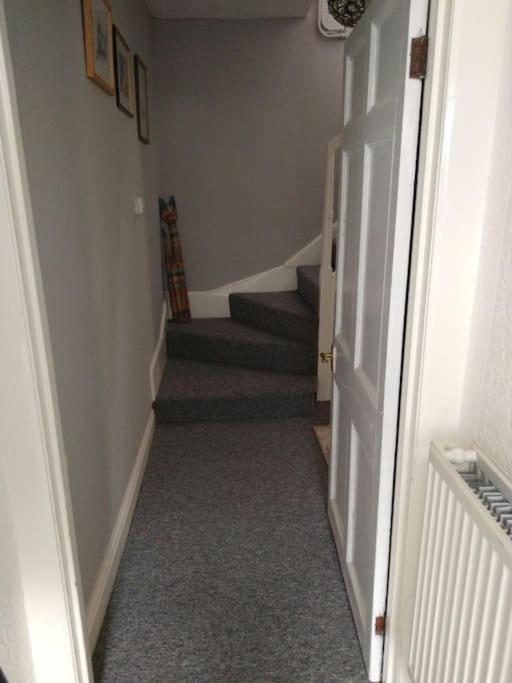 Cheerful 3-bedroom Townhouse With Free Parking On Site Holiday home