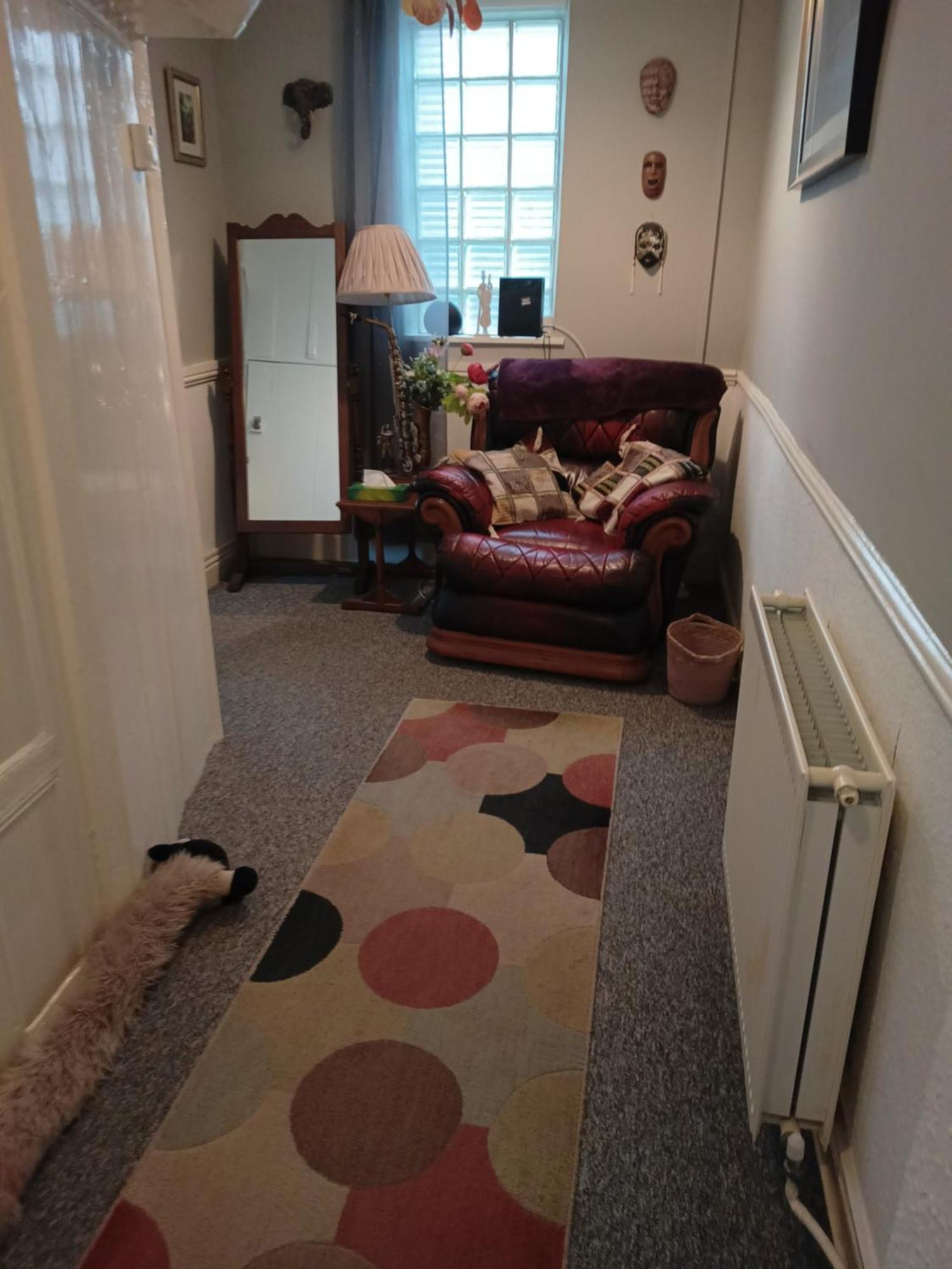 Cheerful 3-bedroom Townhouse With Free Parking On Site Holiday home *