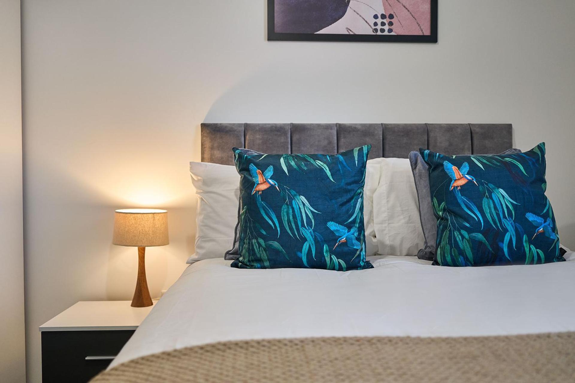 Host & - 23 Waterside Place Taunton
