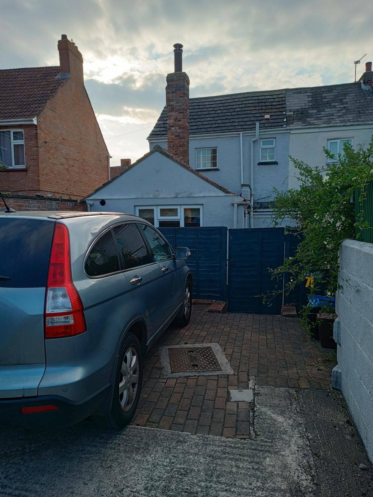 Cheerful 3-bedroom Townhouse With Free Parking On Site Holiday home *