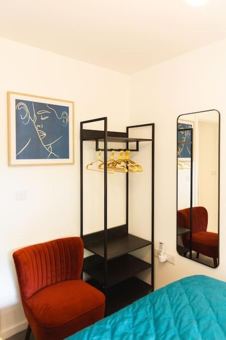 Apartment Waterside 2 Bed & Free Off Road Parking & Wifi