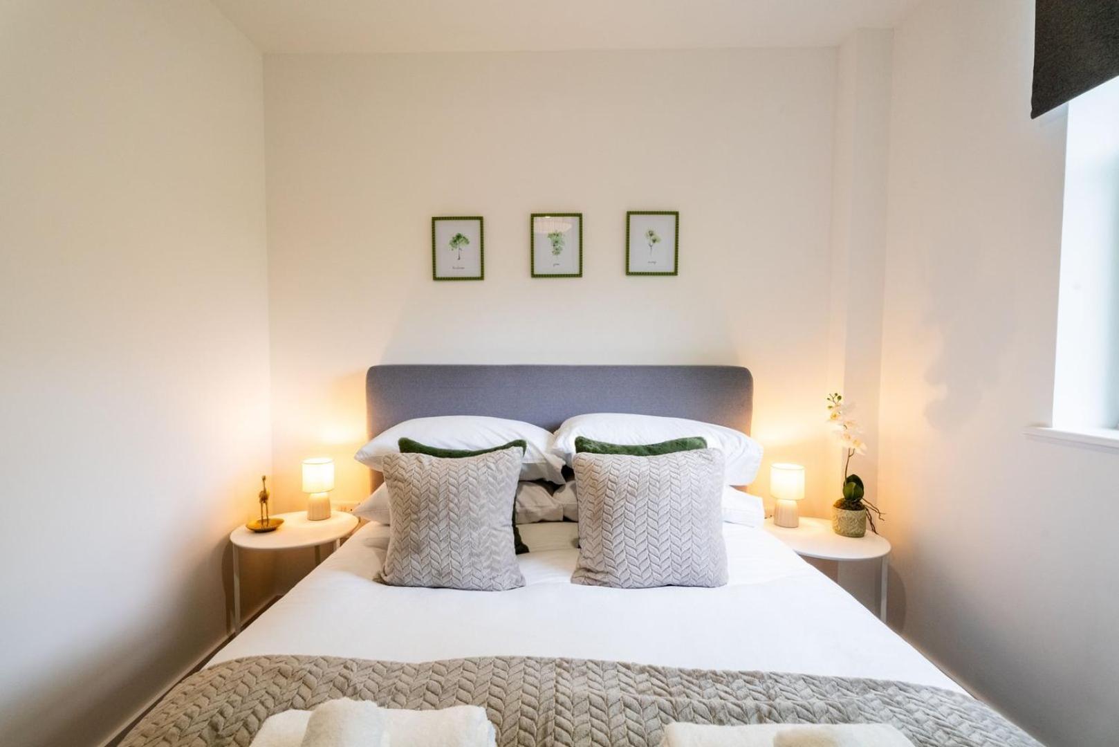 Comfy One Br | Free Parking