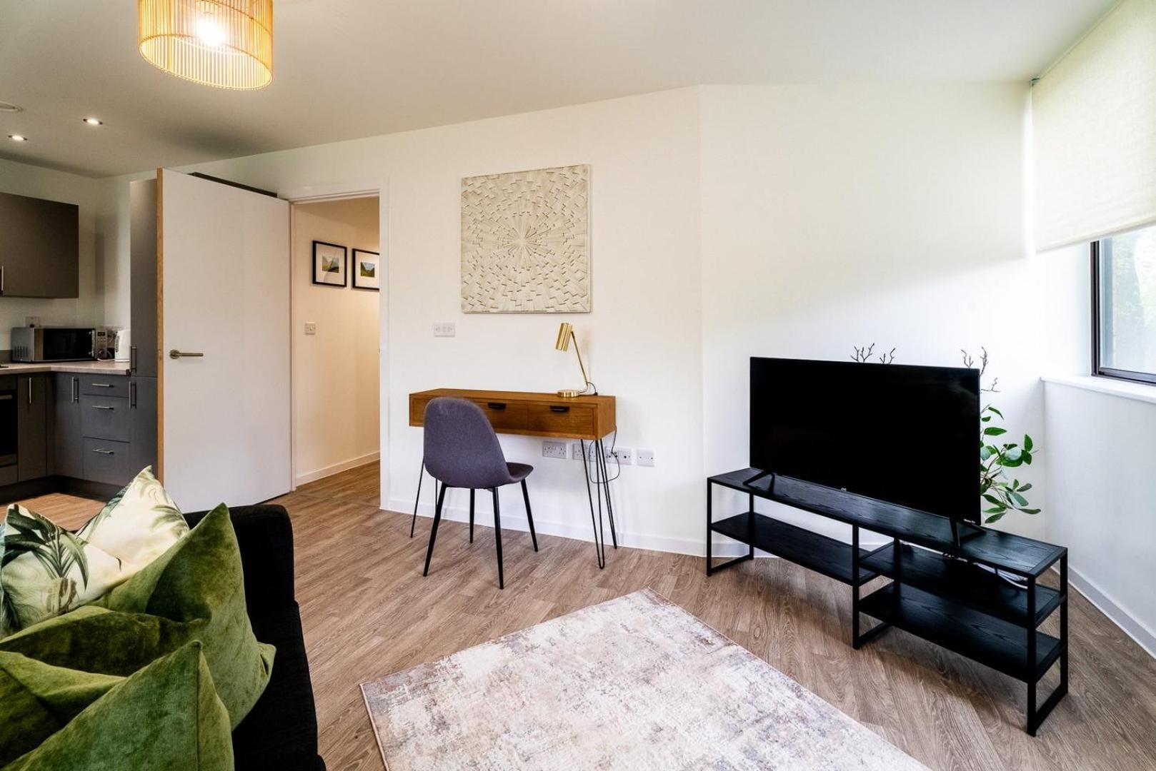 Comfy One Br | Free Parking Taunton