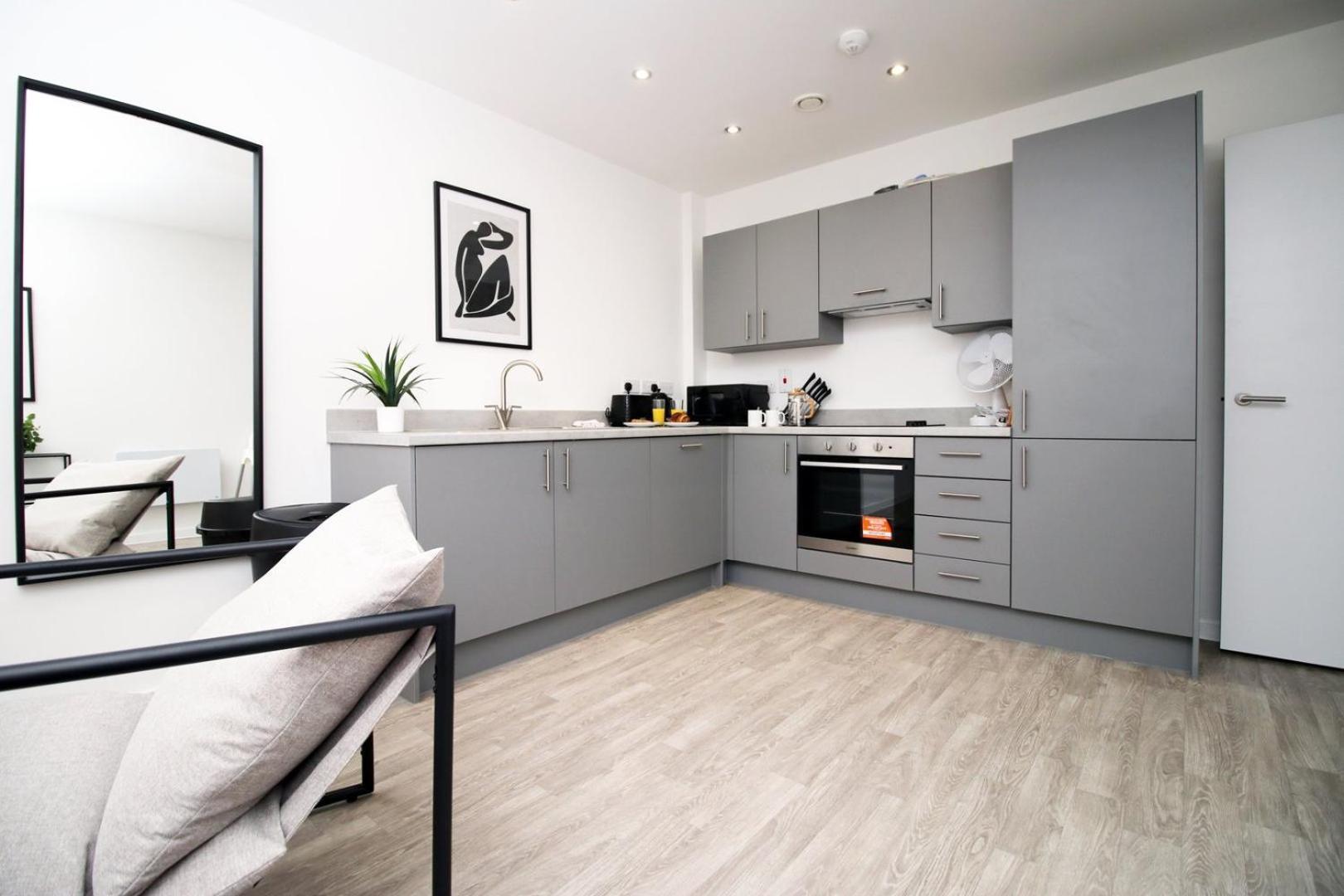 Apartment Modern Two Br | Free Parking Taunton