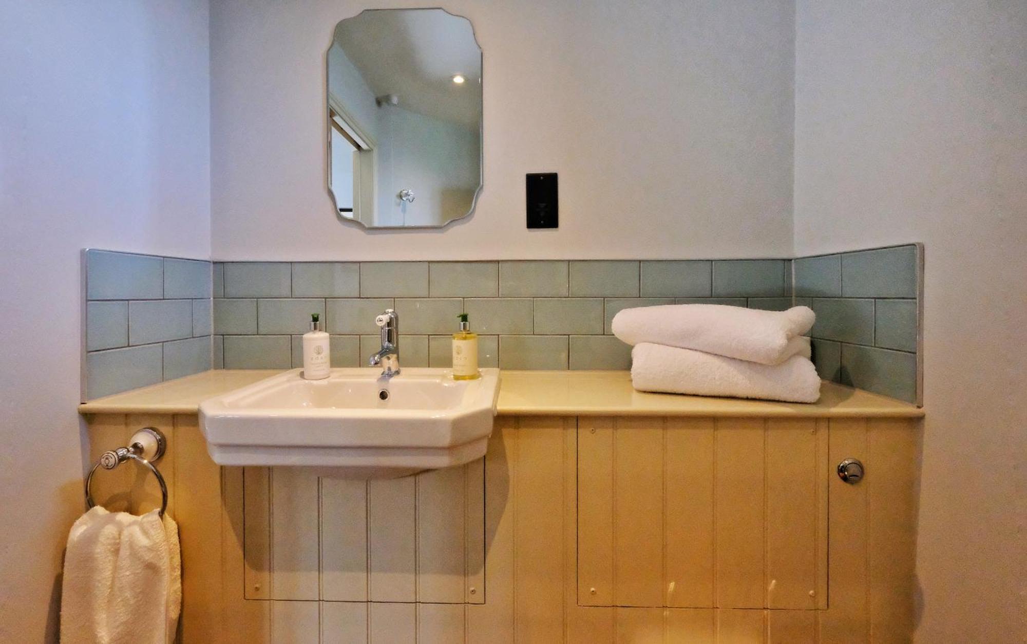 The Greyhound Inn 4*