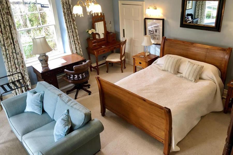 Farthings Country House Hotel & Restaurant Tunton Hotel Taunton